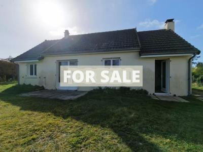 Detached House with Garden by the Coast