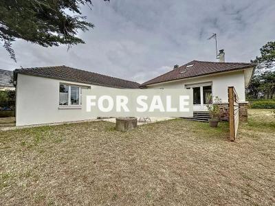 Coastal House with Garden, 400m from the Sea