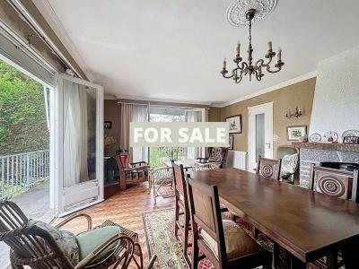 Detached House with Garden by the Coast