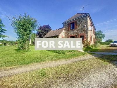 Detached Country House with Outbuilding