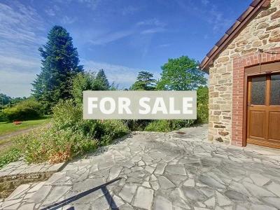 Detached Country House with Outbuilding