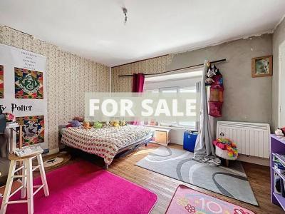 Detached House with Garden by the Coast