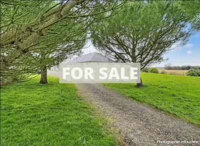Detached House with Swimming Pool by the Coast