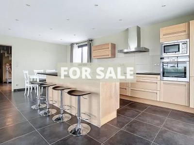 Detached House with Swimming Pool by the Coast