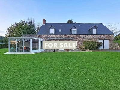 Detached Country House with Pond in Landscaped Gardens