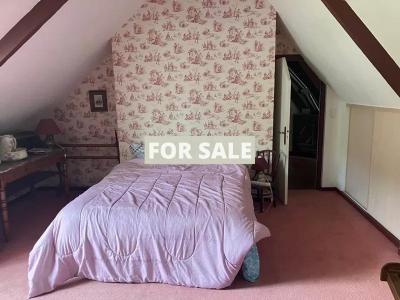 Detached Country House with Outbuilding