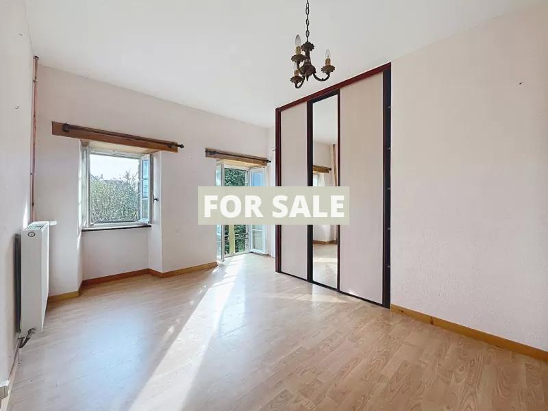 Detached House with Large Garden