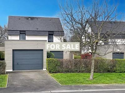 Contemporary Detached House