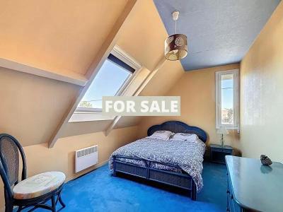 Detached House with Garden, 50m From the Beach