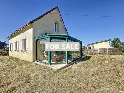 Detached House with Garden, 50m From the Beach