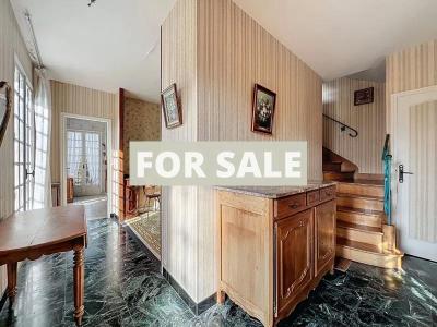 Large Detached House with Landscaped Garden