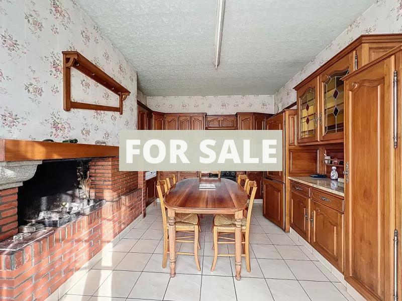 Large Detached House with Landscaped Garden