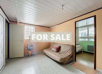 Detached House with Garden by the Coast