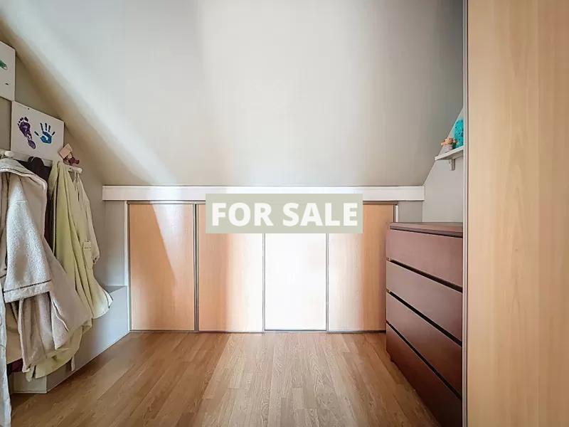 Detached House with Garden by the Coast