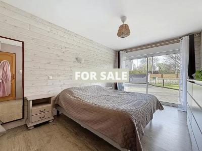 Detached House with Garden by the Coast