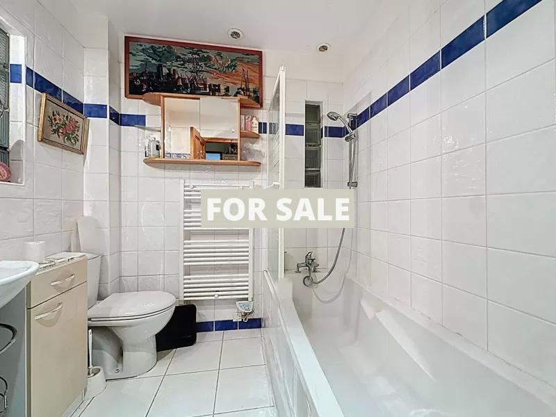 Detached House with View of Mont-St-Michel