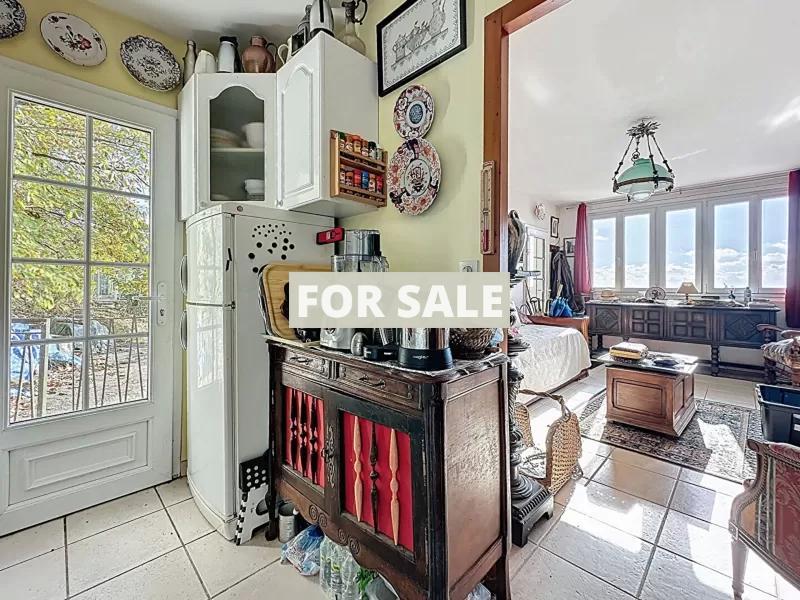 Detached House with View of Mont-St-Michel