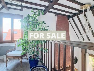 Detached House with Garden, 700m from the Beach