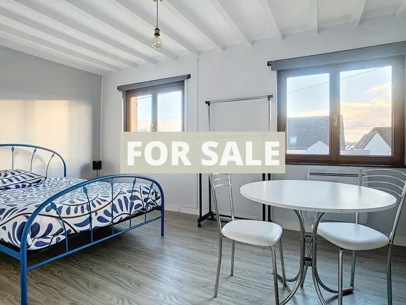 Detached House with Garden, 700m from the Beach