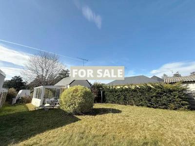 Detached House with Garden by the Coast