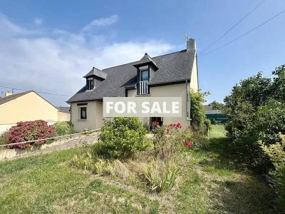 Detached Coastal House with Landscaped Garden