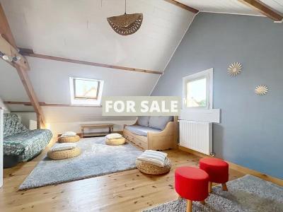 Detached House with Garden by the Coast