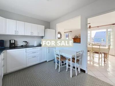 Detached House with Garden by the Coast