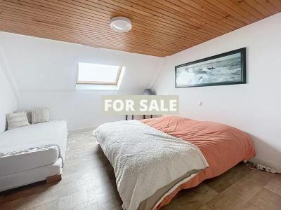 Coastal House with Panoramic Sea Views