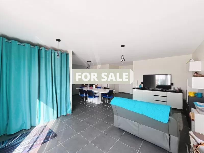 Contemporary Detached House