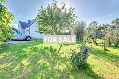 Stunning Detached House with Amazing Garden