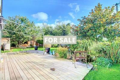 Stunning Detached House with Amazing Garden