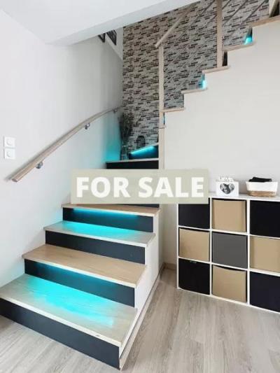 Detached Country House with Swimming Pool and Landscaped Garden