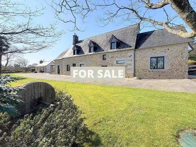 Detached Country House with Guest Cottage