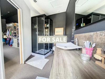 Town House in Coastal Resort Location