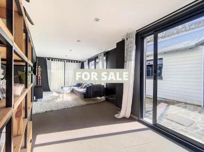 Town House in Coastal Resort Location