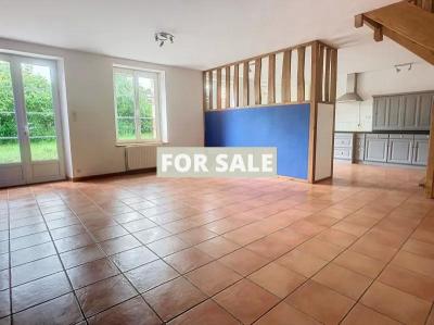 Detached House with Garden