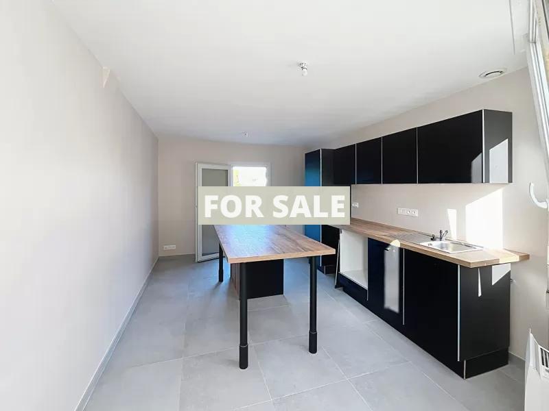 House in Ideal Holiday Home Location