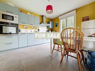 Detached House with Garden by the Coast