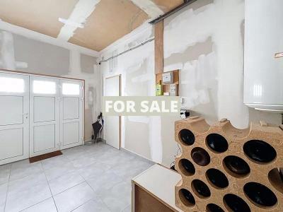 Detached House with Garden by the Coast