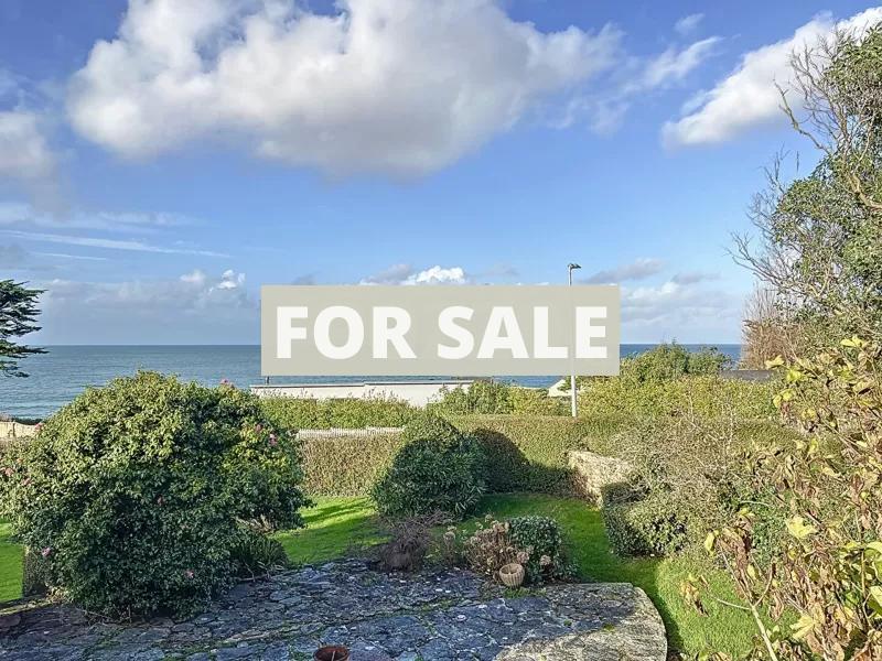 Detached Sea Front House with Open Views