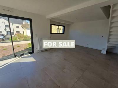 New Build Detached House with Garage