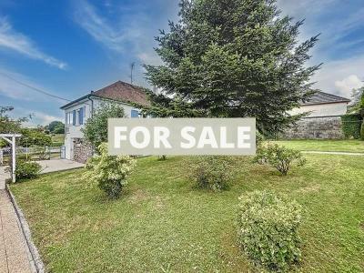 Detached House with Landscaped Garden