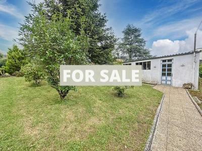 Detached House with Landscaped Garden