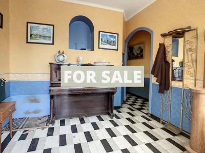 Large Detached House with Lovely Garden