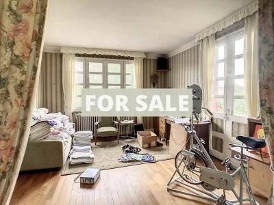 Large Detached House with Lovely Garden