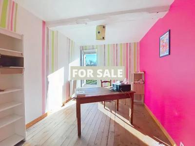 Detached Country House with Outbuilding