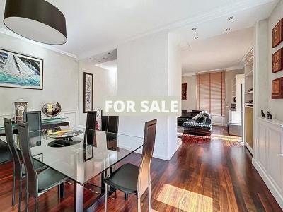 Beautiful House with Swimming Pool