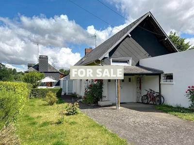 Beautiful Detached House in Lovely Garden Environment