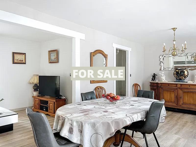 Beautiful Detached House in Lovely Garden Environment