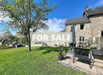Traditional House with Garden